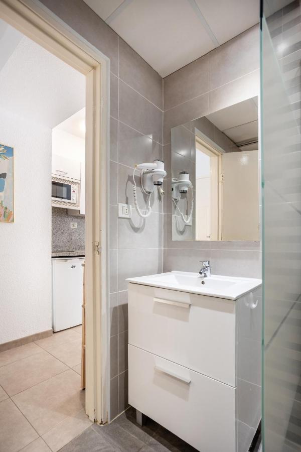 Castle Harbour Samuel'S Studio Flat By Lovetenerife Los Cristianos  Eksteriør bilde